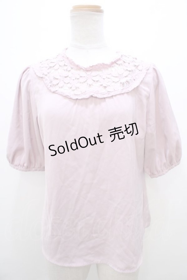 画像1: 【SALE】Fi.n.t / ハイネックレース切替ブラウス F ピンク Y-23-11-05-033-CA-BL-SZ-ZT351 (1)