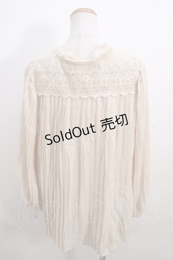 画像2: 【SALE】axes femme / プリーツブラウス M 生成り Y-23-12-05-058-AX-BL-SZ-ZT134 (2)