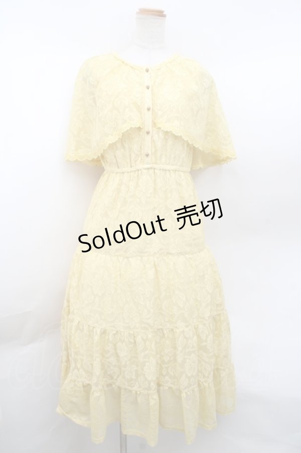 画像1: 【SALE】axes femme / ケープ風レースティアードワンピース F イエロー Y-23-12-17-146-AX-OP-SZ-ZT352 (1)