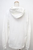 画像2: MILKBOY / NEVER FEED BEAR HOODY M ホワイト×ブルー Y-24-02-04-143-MB-TO-SZ-ZT253 (2)