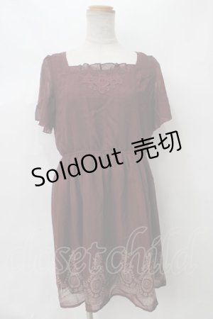 画像: 【SALE】axes femme / ストライプレースプリント半袖ワンピース M ワイン Y-24-03-15-109-AX-OP-SZ-ZT430