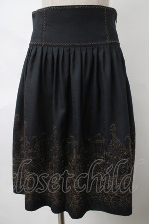 画像: Jane Marple / holy strings embroideryスカート  紺 Y-24-04-07-204-JM-SK-AS-ZY