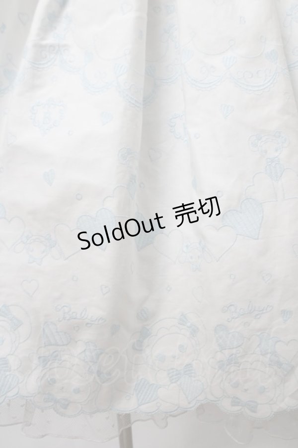 BABY,THE STARS SHINE BRIGHT / くみゃちゃんのLove Heart Embroidery ジャンパースカートI 白サックス(限定色) Y-24-05-06-132-BA-OP-SZ-ZY - closet child オンラインショップ BABY,THE STARS SHINE BRIGHT / くみゃちゃんのLove Heart Embroidery ジャンパースカートI 白サックス(限定色) Y-24-05-06-132-BA-OP-SZ-ZY - closet child オンラインショップ
