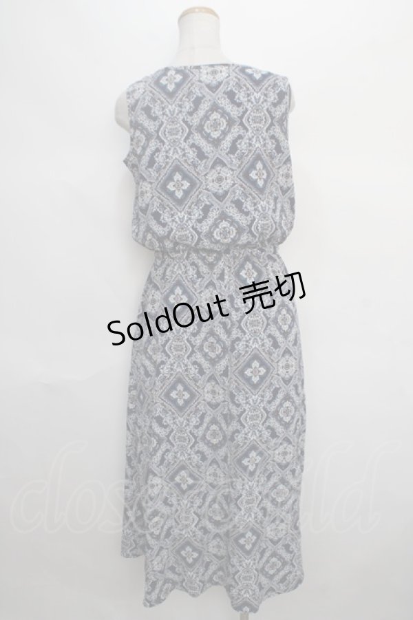 画像2: axes femme / バンダナ柄ワンピース M 紺 Y-24-05-13-121-AX-OP-SZ-ZT312 (2)