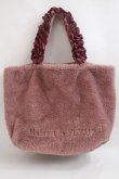 画像1: Maison de FLEUR / BAGファーフリルハンドルトートーバッグ F ダークピンク Y-24-05-25-009-LO-BG-SZ-ZT-K012 (1)