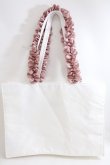 画像2: Maison de FLEUR / EC限定Aurora/スクエアトートバッグ F アイボリー Y-24-06-27-076-LO-BG-SZ-ZT-K012 (2)