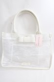 画像1: Maison de FLEUR / レースクリアスクエアトートバッグ F アイボリー Y-24-06-27-088-LO-BG-SZ-ZT-K012 (1)