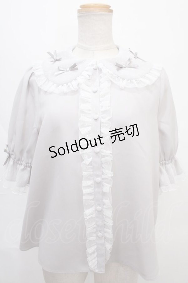 画像1: axes femme kawaii / プチリボン半袖ブラウス M グレー Y-24-09-02-014-AX-BL-SZ-ZT427 (1)