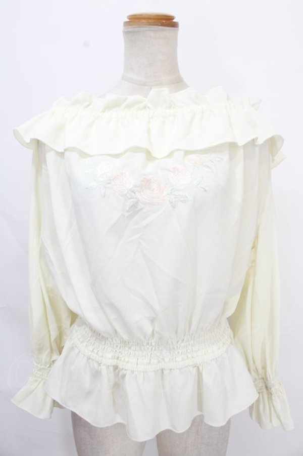 画像1: LIZ LISA / バラ刺繍オフショルトップス 0 アイボリー Y-24-10-21-028-LO-TO-SZ-ZS (1)