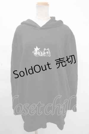 画像: NieR Clothing / NieRちゃん刺繍プルパーカー  黒 Y-24-11-18-127-PU-TO-SZ-ZT316
