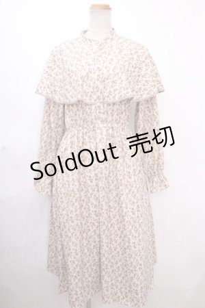 画像: axes femme / 小花柄ケープワンピース F ピンク Y-24-11-18-164-AX-OP-SZ-OS