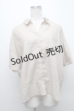 画像: axes femme / 袖刺繍ブラウス  ベージュ Y-24-11-26-044-AX-BL-AS-ZS