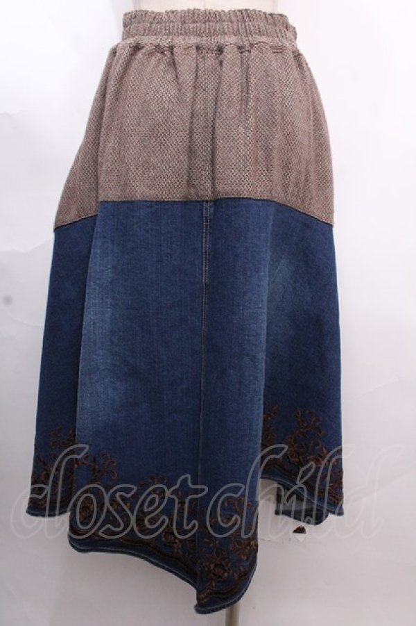 画像2: axes femme NOSTALGIE / ツィード×デニム刺繍スカート M インディゴ Y-24-12-12-108-AX-SK-SZ-ZI (2)