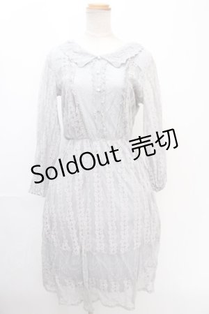 画像: axes femme / 総レースワンピース  グレー Y-24-12-28-079-AX-OP-SZ-ZI