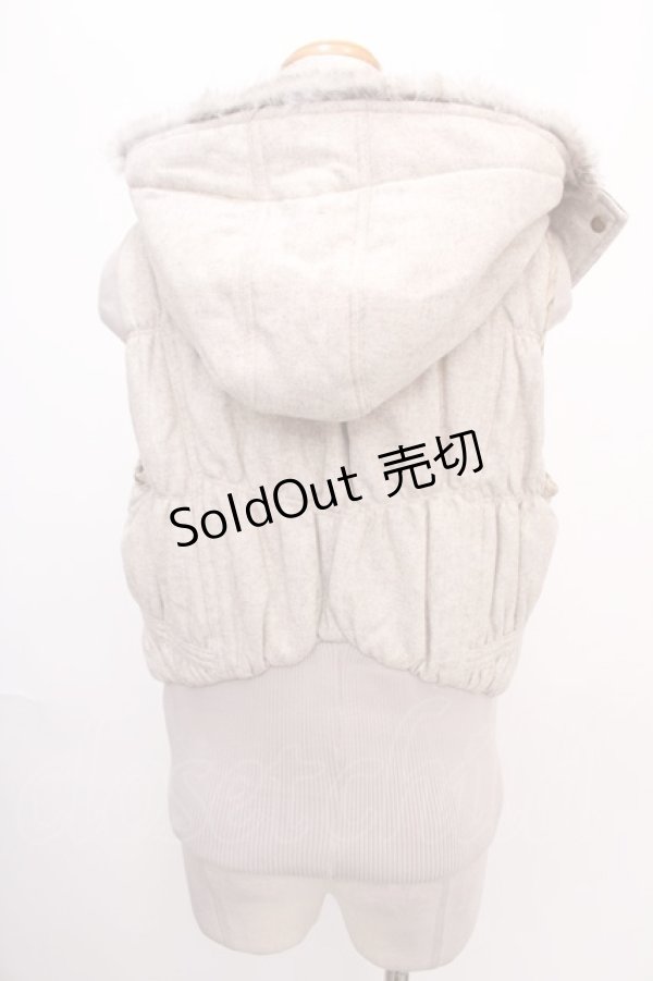 画像2: 【SALE】Rozen Kavalier / 中綿ベスト  ベージュ Y-24-12-28-111-OO-TO-AS-ZT241 (2)