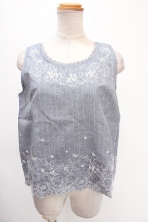 画像: axes femme / ストライプ刺繍入りセットアップ M グレー Y-24-12-28-024-AX-OP-SZ-ZI