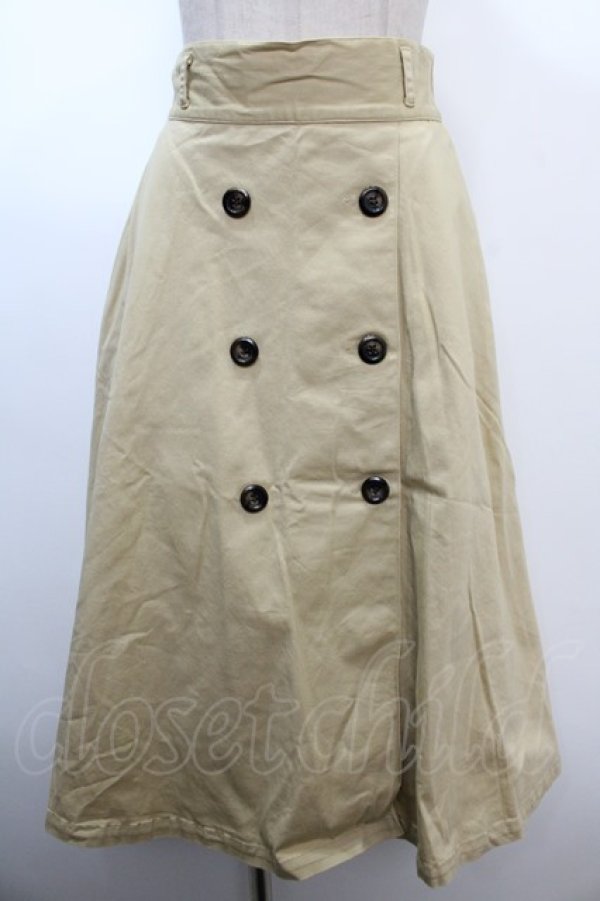 画像1: FA（Fi.n.t） / ブーケスカーフ付きダブル釦フレアースカート F ベージュ Y-25-01-22-202-LO-SK-SZ-ZT162 (1)