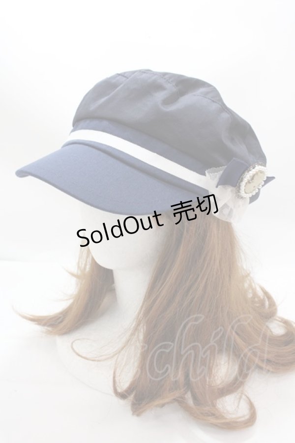 画像1: axes femme / カメオ付きサテンマリンキャス  紺 Y-25-01-30-024-AX-AC-SZ-ZY (1)
