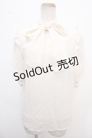 画像: axes femme NOSTALGIE / バックリボン肩フリルブラウス  キナリ Y-25-02-13-062-AX-TO-SZ-OS