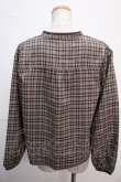 画像2: axes femme POETIQUE / レース襟チェックレトロブラウス M 茶 Y-25-02-13-076-AX-BL-SZ-ZT069 (2)