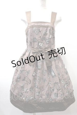 画像: axes femme / プレゼントbox柄ワンピース M キャメル Y-25-02-13-178-AX-OP-SZ-ZS
