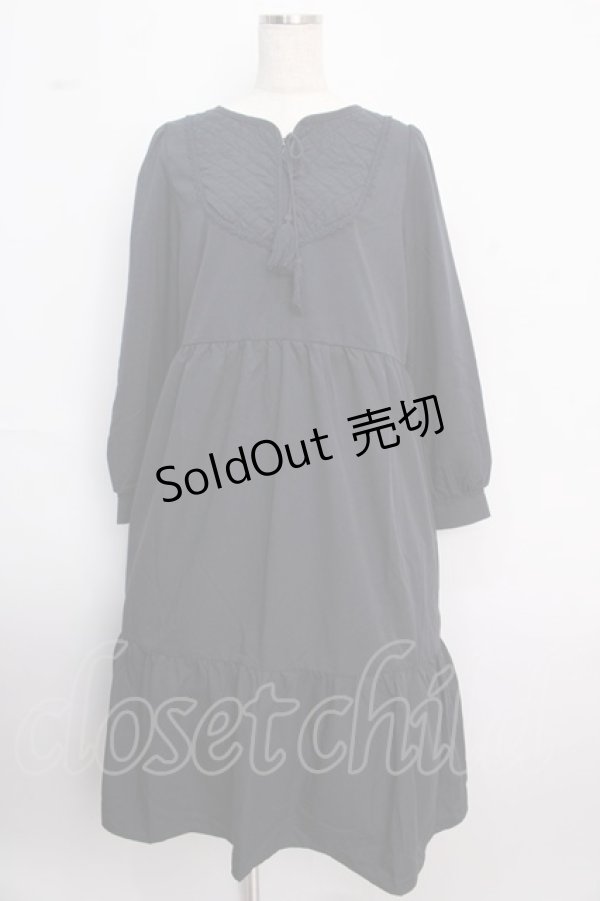 画像1: axes femme / キルティングブロッキングワンピース F 紺 Y-25-02-18-089-AX-OP-SZ-ZT425 (1)