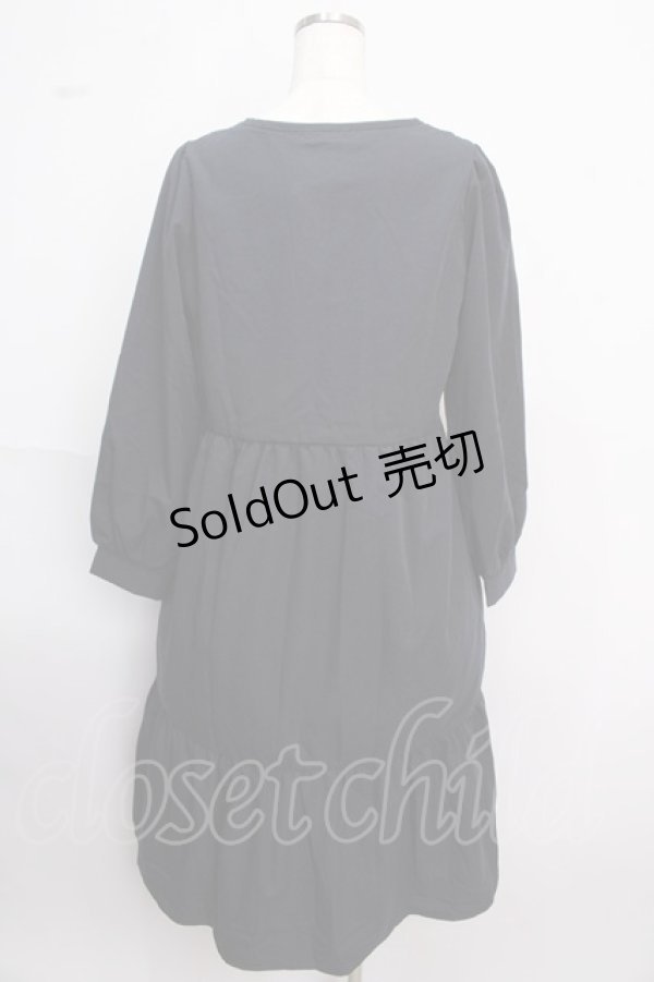 画像2: axes femme / キルティングブロッキングワンピース F 紺 Y-25-02-18-089-AX-OP-SZ-ZT425 (2)