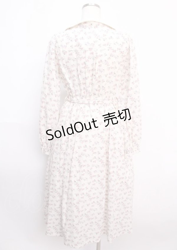 画像2: axes femme POETIQUE / レース開襟カラー花柄ワンピース  キナリ Y-25-02-21-147-AX-OP-SZ-OS (2)