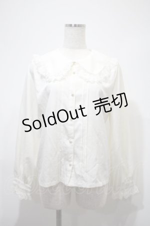 画像: axes femme POETIQUE / レースデザインビッグ襟ブラウス  キナリ Y-25-02-27-056-AX-BL-SZ-ZY