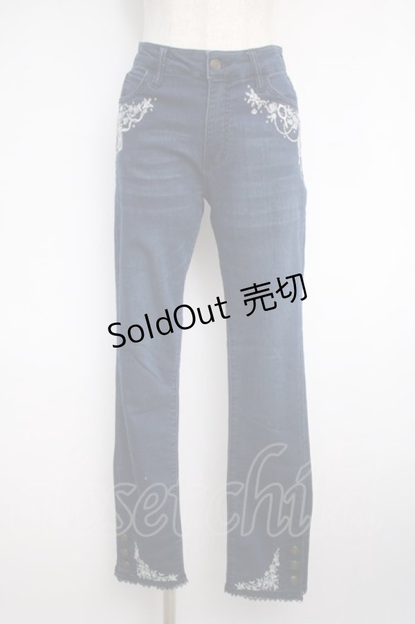 画像1: 【SALE】axes femme / 香水×バラ刺繍デニムパギンス M インディゴ Y-25-02-27-167-AX-PA-SZ-ZT220 (1)