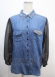 画像1: GLAD NEWS / スタッズ付き袖チュールデニムシャツ  ブルー Y-25-03-04-079-GL-TO-SZ-ZY (1)