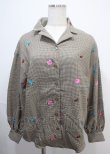 画像1: jouetie / 花刺繍千鳥柄シャツ  ブラウン Y-25-03-04-095-EL-BL-SZ-ZY (1)