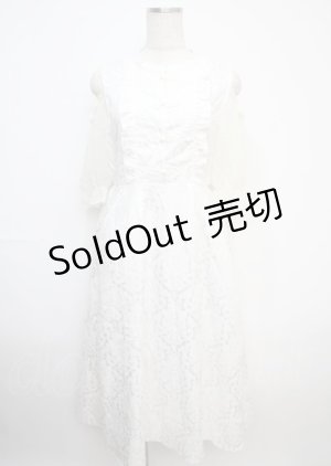 画像: axes femme POETIQUE /チャイナボタン肩あきワンピース  白 Y-25-03-07-101-AX-OP-AS-OS