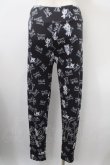 画像2: NieR Clothing / プリントレギンスパンツ  黒 Y-25-03-10-135-PU-PA-SZ-ZY (2)