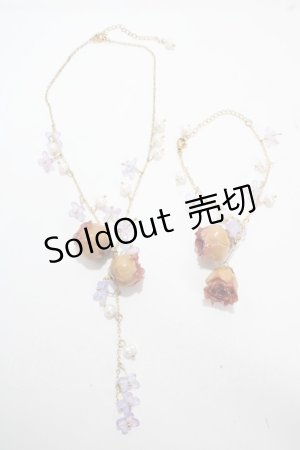 画像: axes femme / 薔薇×パールブレスレット  ゴールド Y-25-03-10-030-AX-AC-SZ-ZY