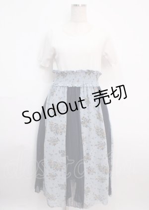 画像: axes femme / 切替えスカートドッキングワンピース  サックス Y-25-03-14-081-AX-OP-SZ-OS
