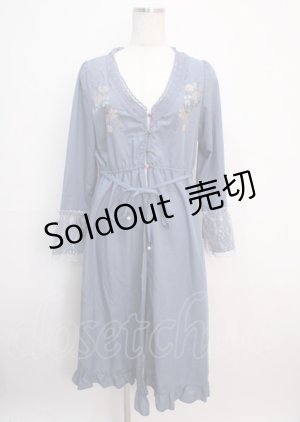 画像: axes femme / SAJOU花刺繍ガウン  サックス Y-25-03-14-106-AX-TO-SZ-ZY