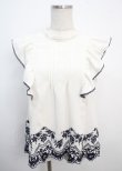 画像1: axes femme / 裾刺繍ノースリブラウス M 生成り Y-25-03-20-110-AX-BL-SZ-ZI (1)