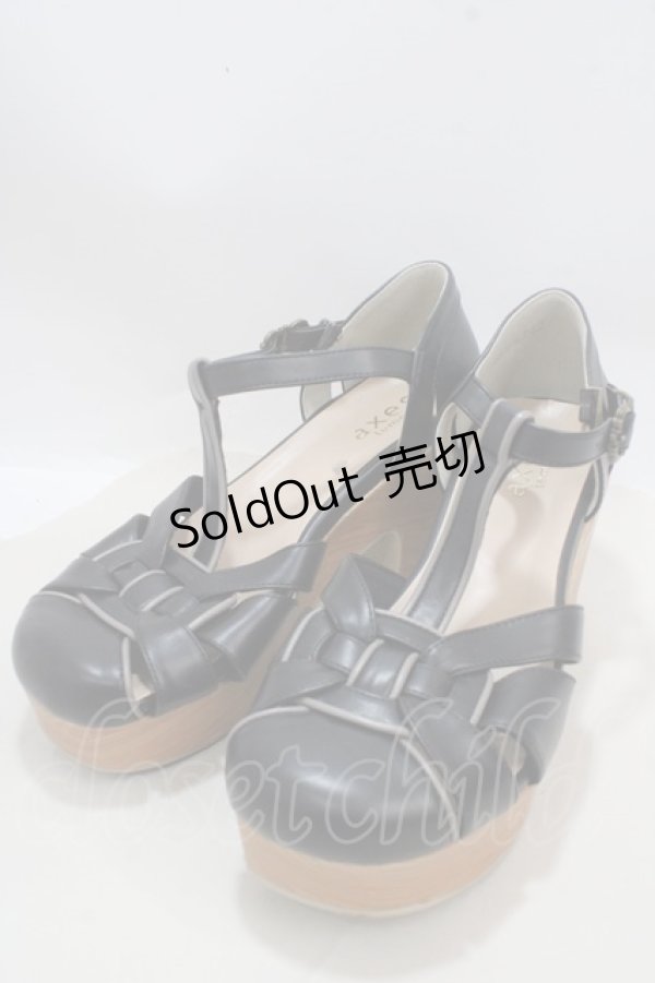 画像1: axes femme / コサージュ付きグルカサンダル L 黒 Y-25-03-21-056-AX-SH-SZ-ZY (1)