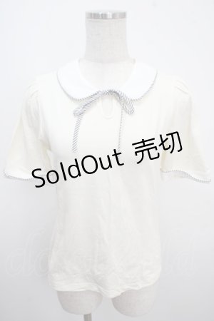 画像: Fi.n.t / ストライプリボン衿付きカットトップス F アイボリー Y-25-03-21-089-CA-TO-SZ-ZY