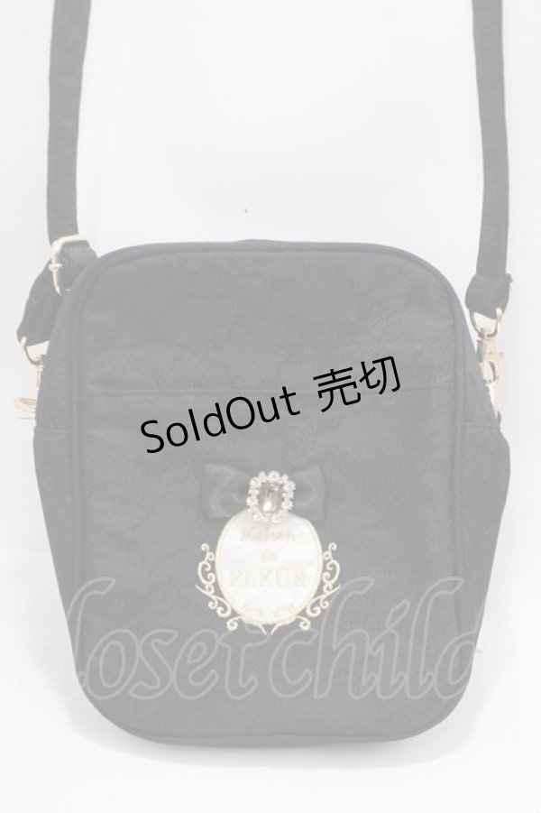画像1: Maison de FLEUR / ルミネ限定レースビジューショルダーバッグ F ブラック Y-25-03-21-041-LO-BG-SZ-ZY (1)