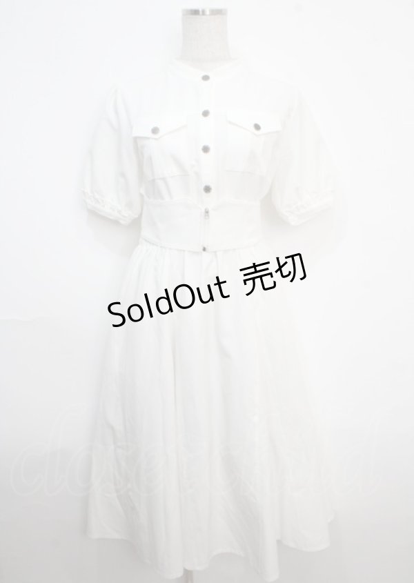 画像1: axes femme / ベルト付デニムワンピース F 白 Y-25-03-22-068-AX-OP-SZ-ZS (1)
