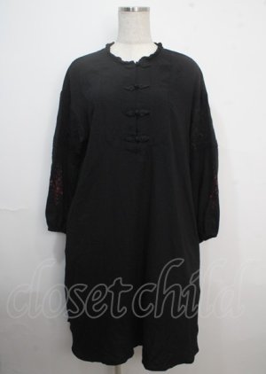画像: axes femme / 袖刺繍チャイナ釦シャツワンピース M 黒 Y-25-03-22-071-AX-OP-SZ-ZS