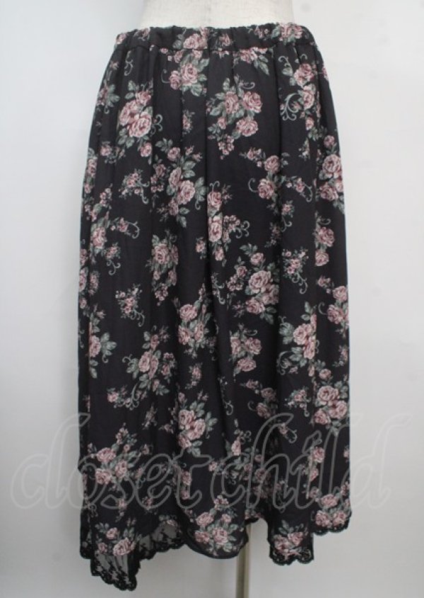 画像2: axes femme Red label / ブーケ柄フィッシュテールスカート S 黒 Y-25-03-22-117-PU-SK-SZ-ZI (2)