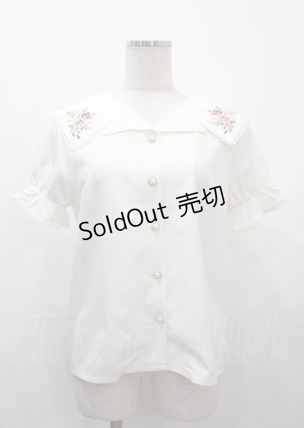 画像1: axes femme POETIQUE / ブーケ刺繍襟ブラウス M 生成り Y-25-03-26-061-AX-BL-SZ-ZY (1)