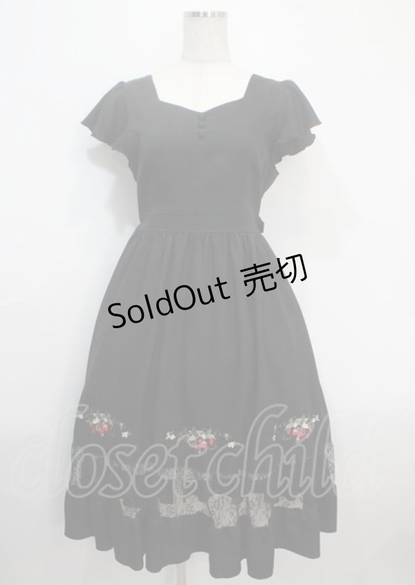 画像1: axes femme POETIQUE / ストロベリー刺繍ワンピース M 黒 Y-25-03-26-136-AX-OP-SZ-OS (1)