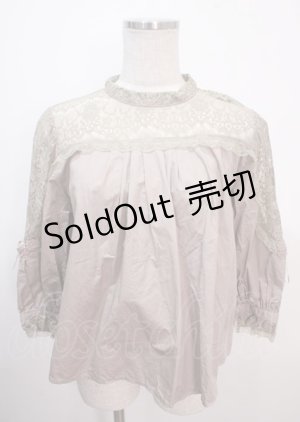 画像: axes femme / 肩レースブラウス  ピンク Y-25-04-01-081-AX-BL-SZ-ZY