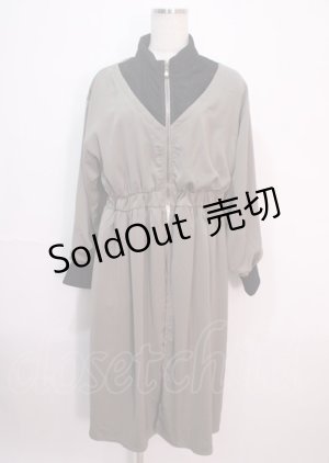 画像: axes femme / バイカラーロングブルゾン F カーキ Y-25-04-01-119-AX-OP-SZ-ZI