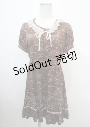 画像: axes femme / アンティーク文字柄ワンピース M 茶 Y-25-04-03-103-AX-OP-SZ-ZY