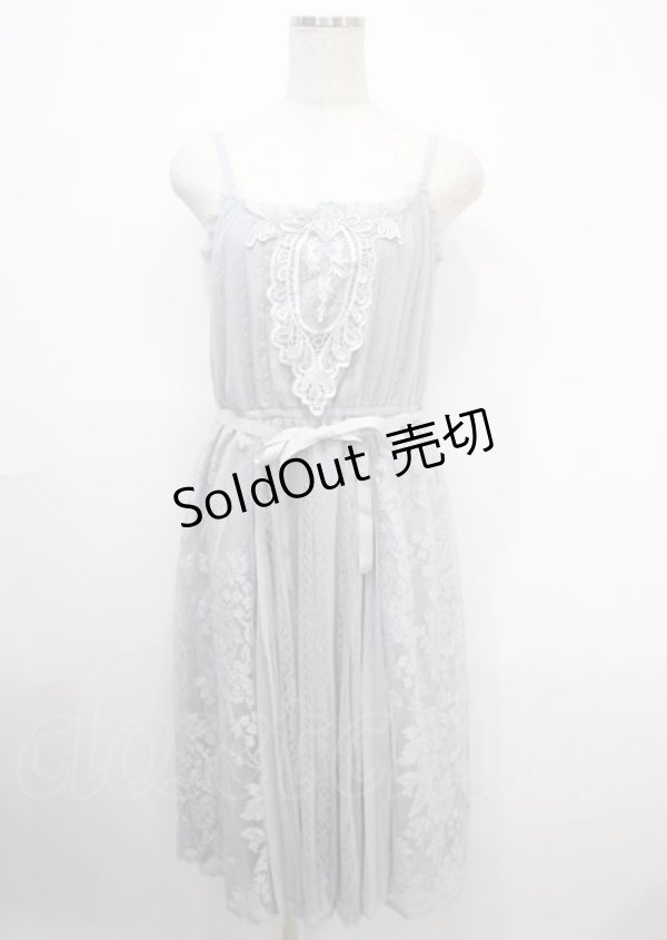 画像1: axes femme / モチーフレースキャミワンピース M サックス Y-25-04-03-116-AX-OP-SZ-ZY (1)